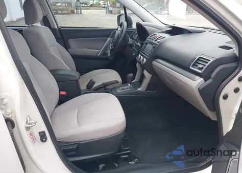 2018 Subaru Forester 2.5I из США, поврежденный, VIN JF2SJABC1JH476068
